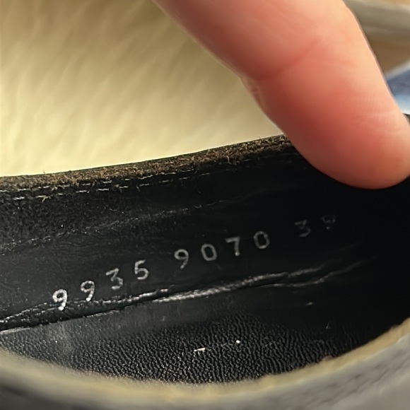 Yves St Laurent Black Heels, size 39 - Picture 10 of 10